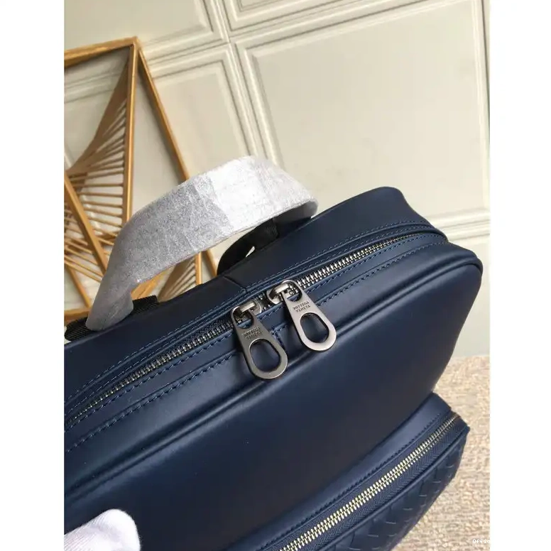 Official Brother Sam Bag 2108SF0220 Veneta Bottega 0523
